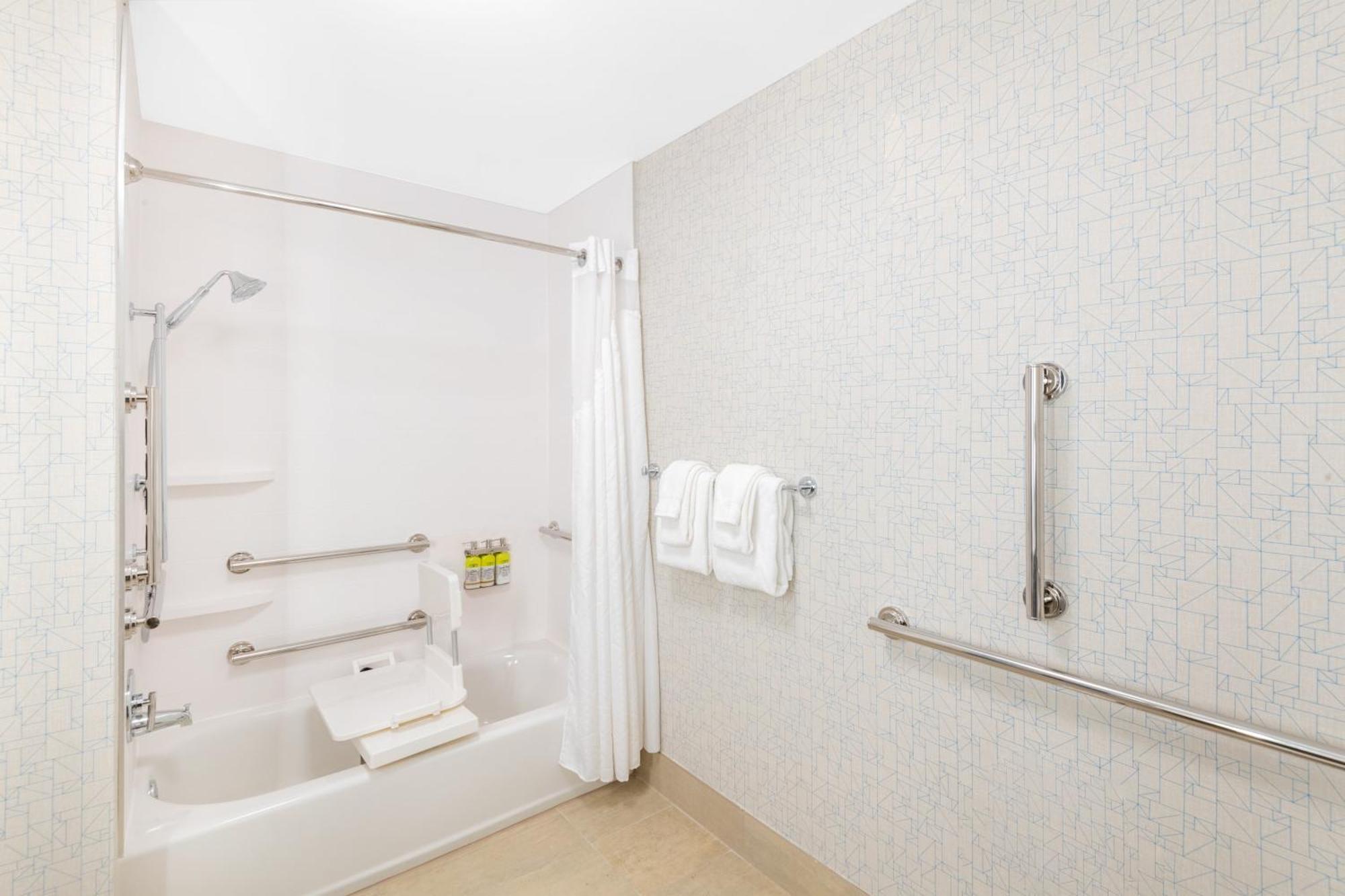 King Studio with Accessible Roll In Shower - Non-Smoking