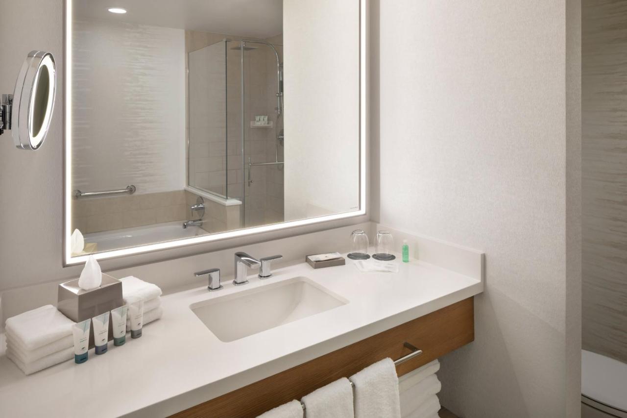 Mountain View, Guest room, 2 Double, Mountain view