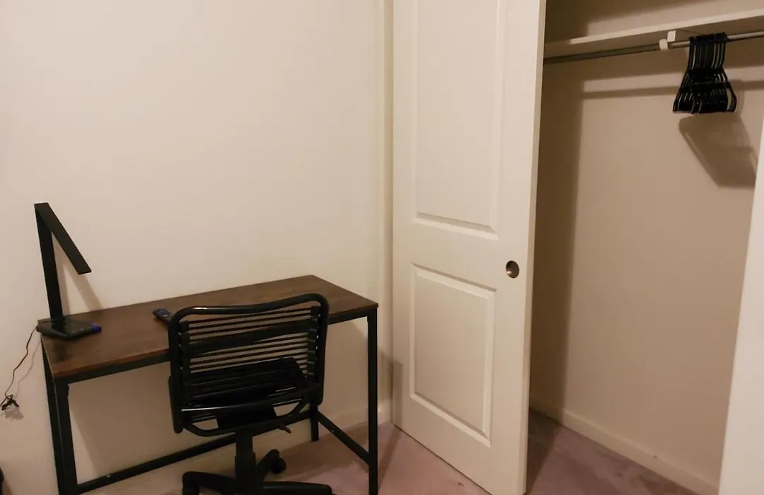 Adventure Short Term Stays - Southgate Ave-1