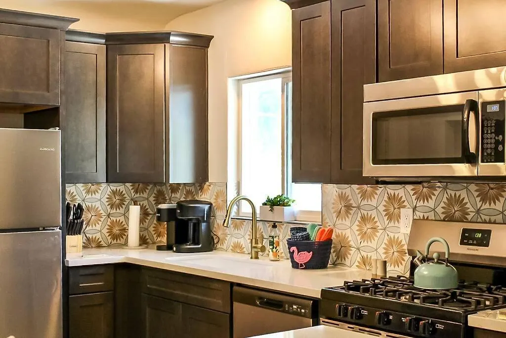 Newly Remodeled Midcentury Pink Flamingo Casa-1