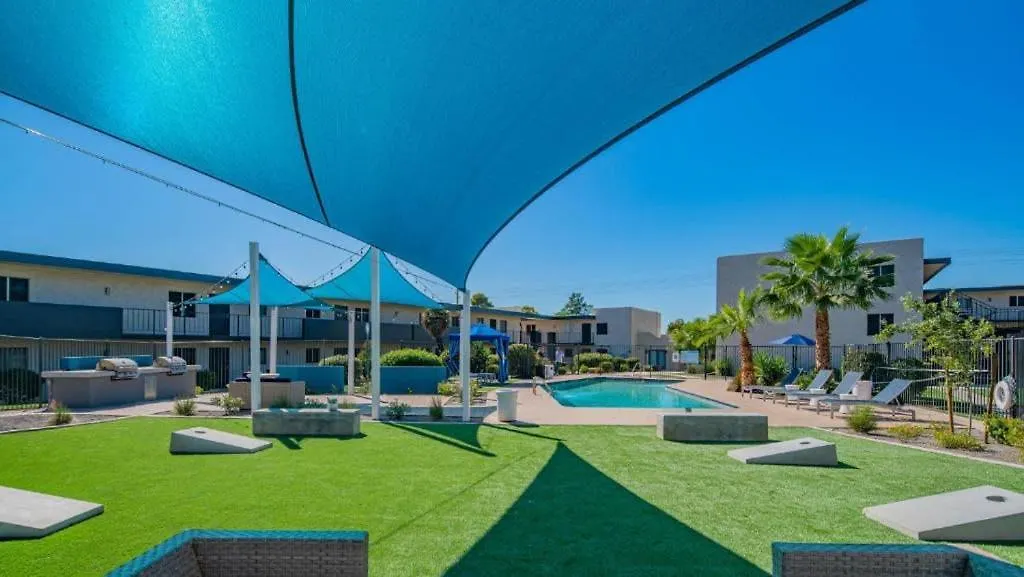 Gorgeous Cozysuites In Camelback With Pool Parking-1