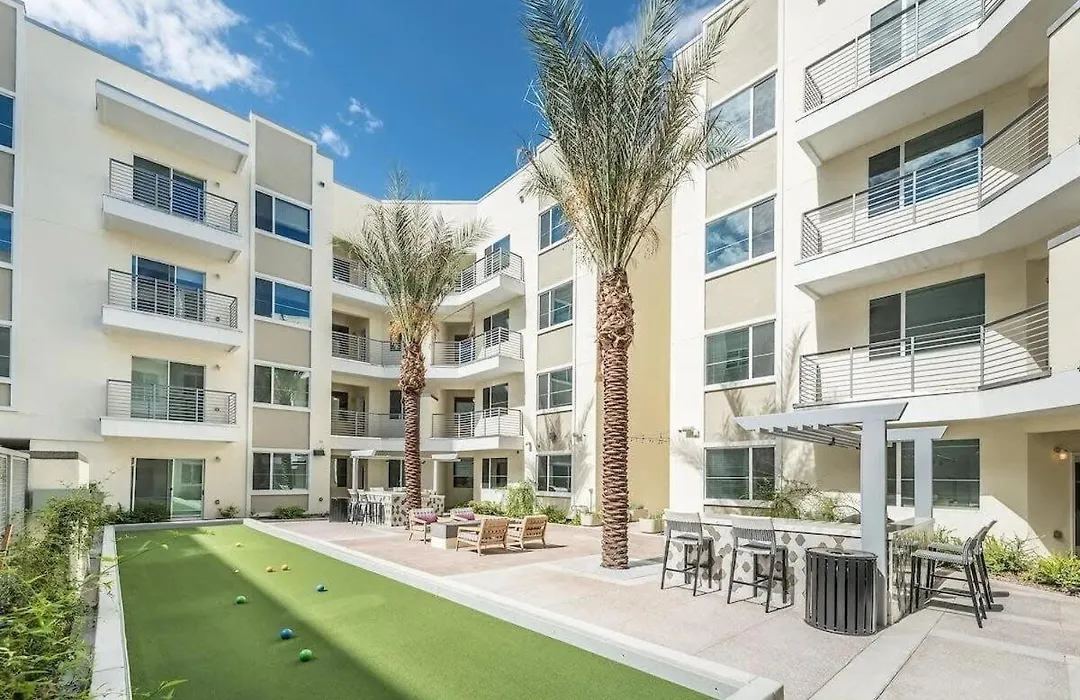 Cozysuites Paradise Under The Palms With Pool! 21-1