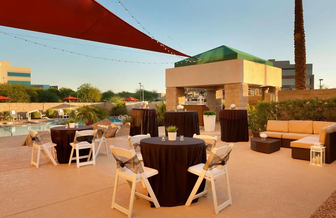 Radisson Hotel Phoenix Airport-1