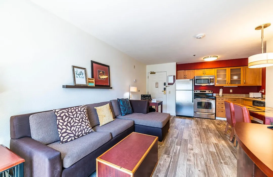 Metro Phx 1Bedroom Apartment-1