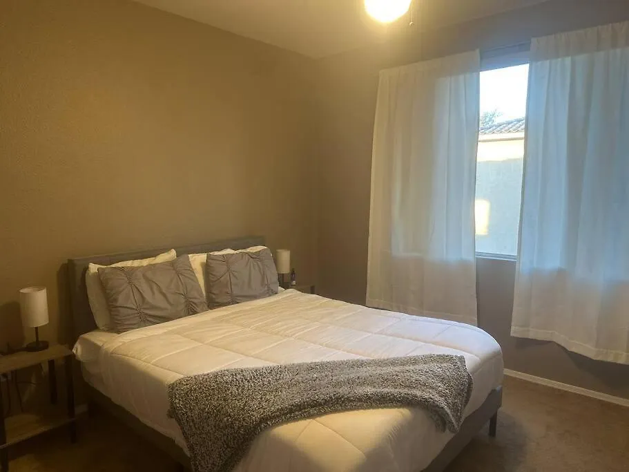 Cozy Condo In Gated Community With Pool By Phx Airport, Tempe, And Old Town-1