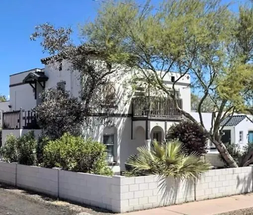 Unit 1 - 2Br Roosevelt Row, Free Parking, Private Yard-1