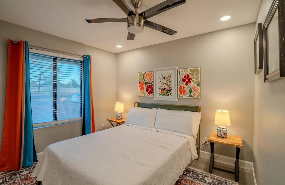 3Bdr Remodeled Scottsdale Desert Pool Oasis And Entertainment-1