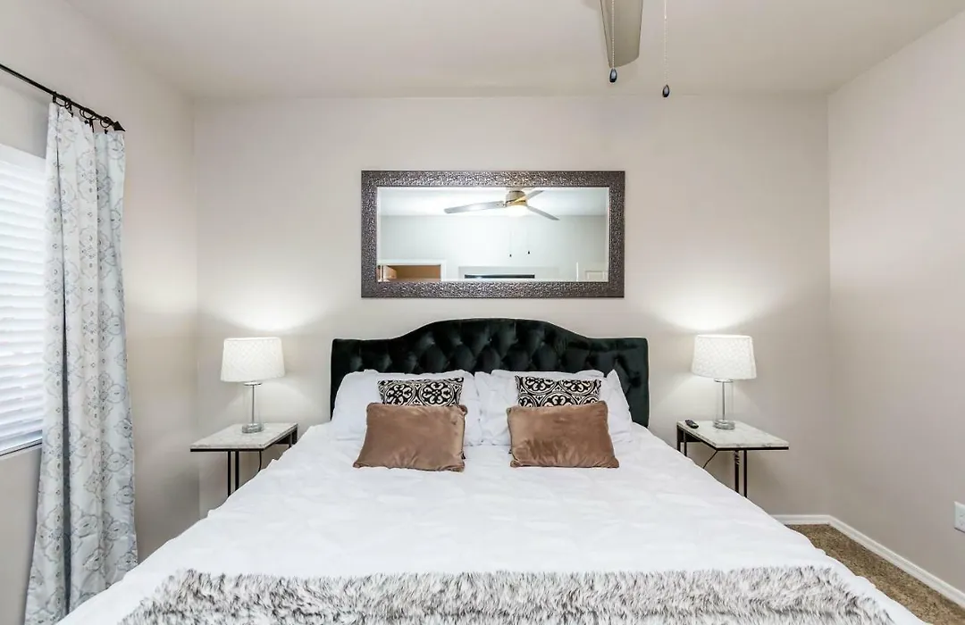 3 Bedroom - Tpc Golf, Shopping & Dining 3 Miles With Parking -1025-1
