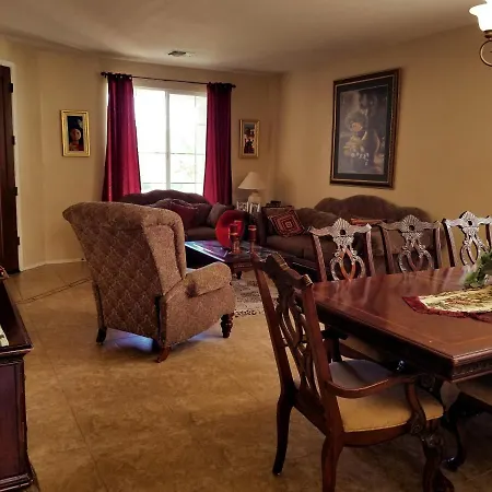 Phoenix Home Near Freeways And Airport-2
