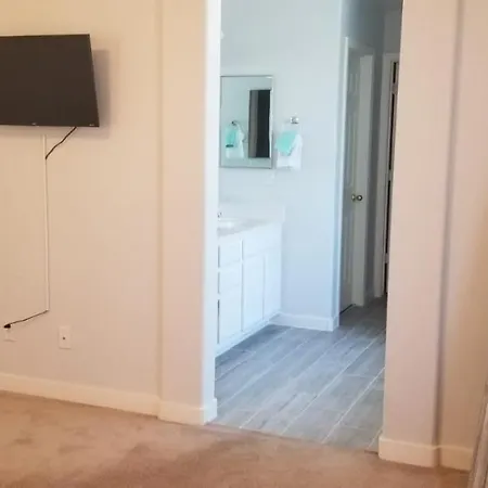 Phoenix Comfort Home Bnb-2