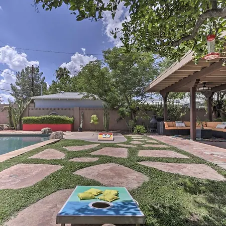 Phoenix Getaway With Private Pool And Grass Yard!-2