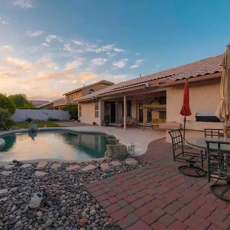 Mountain View Hideaway With Heated Pool-3