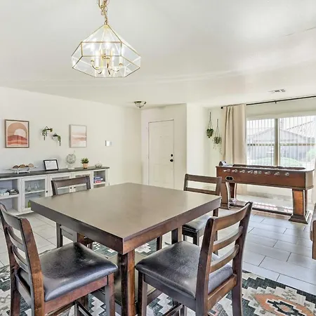 2 Mi To State Farm Stadium! Family-Friendly Home-3