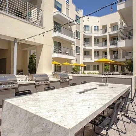 Cozysuites Paradise Under The Palms With Pool! 21-3