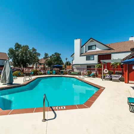 Metro Phx 1Bedroom Apartment-2