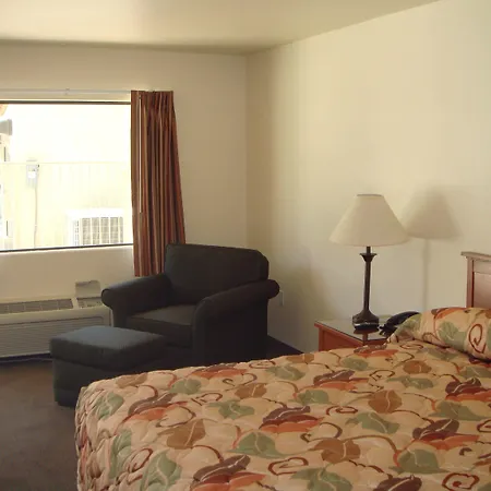 Premier Inns Tolleson-3