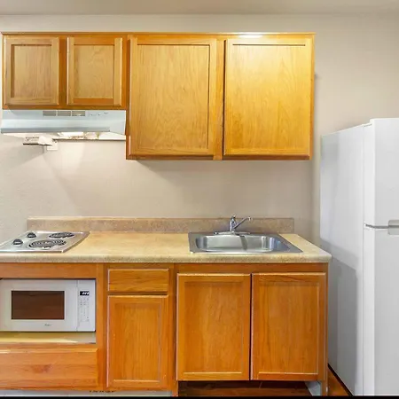 Extended Stay America Select Suites - Phoenix - West-3