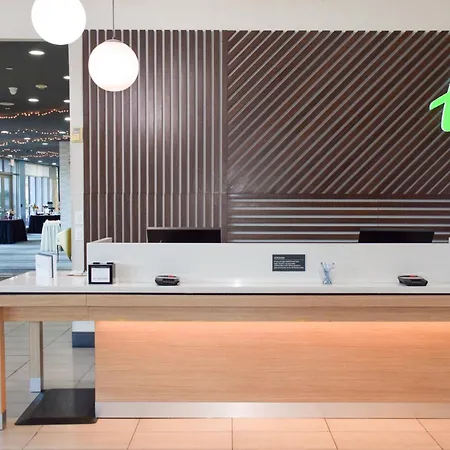 Holiday Inn & Suites Phoenix Airport By Ihg-2