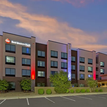 Best Western Plus Executive Residency Phoenix North Happy Valley-2