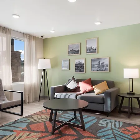 Woodspring Suites Phoenix-Deer Valley-2
